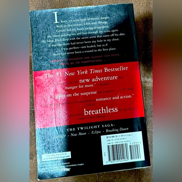 ❤️NEW MOON❤️SECOND BOOK OF THE TWILIGHT SAGA❤️ - Picture 3 of 7